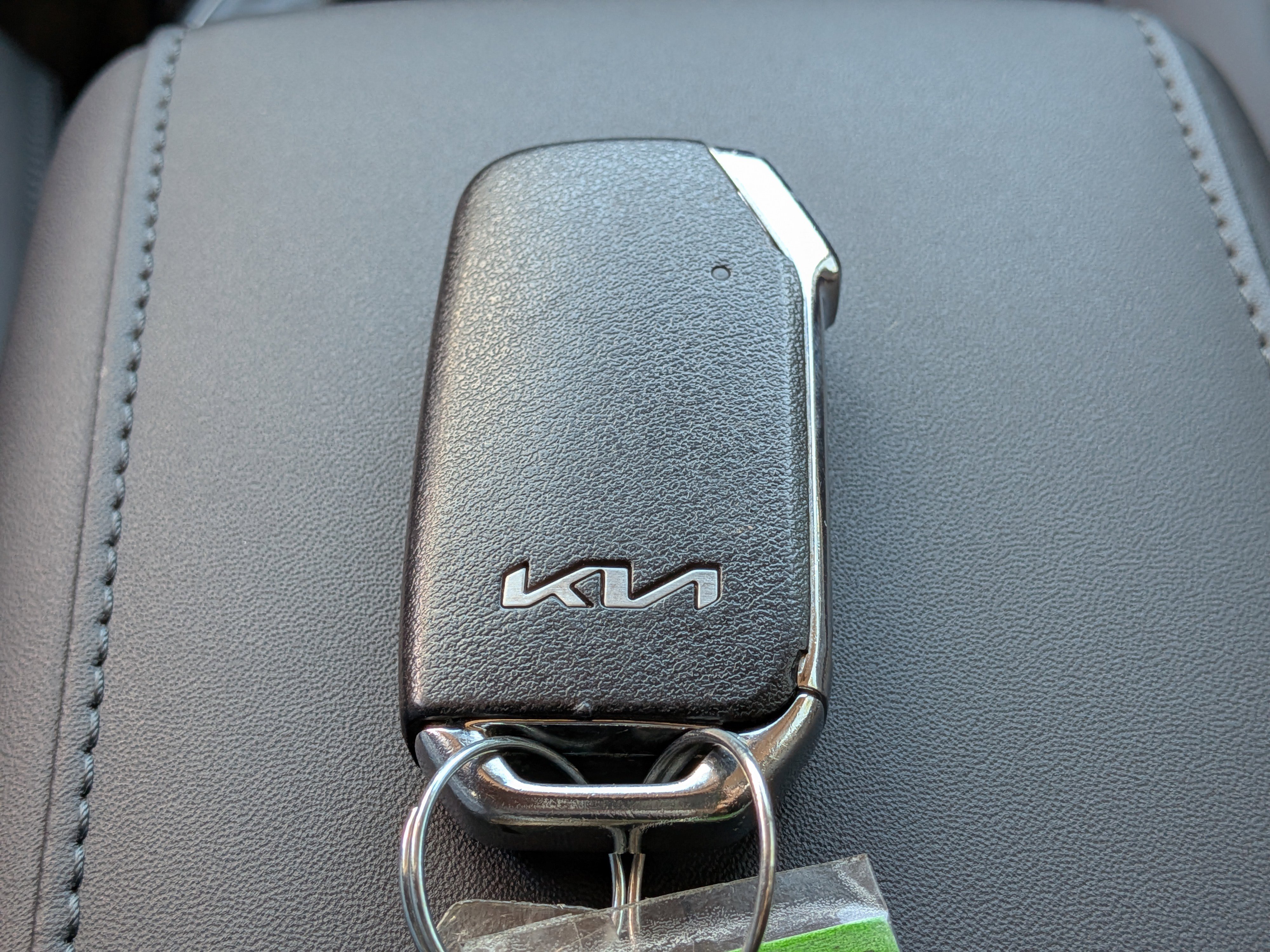 Used 2024 Kia Niro EX image 36