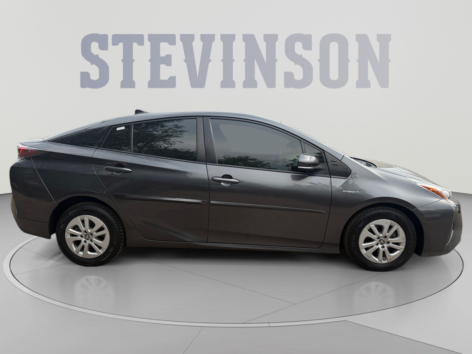 Used 2016 Toyota Prius Two FWD image 6