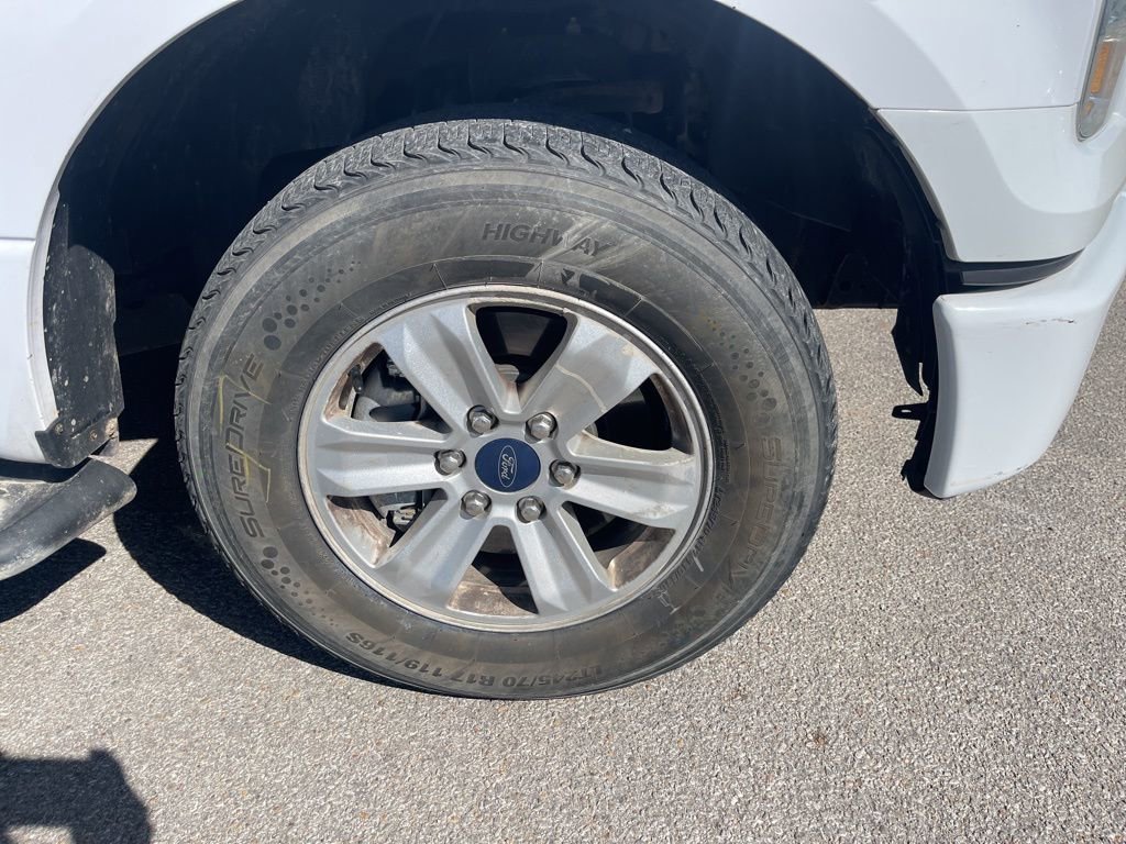 Used 2015 Ford F150 XL w/ Equipment Group 101A Mid image 11