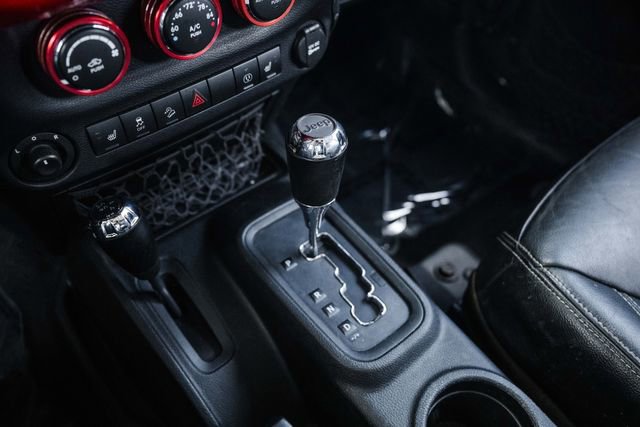 Used 2016 Jeep Wrangler Unlimited Sahara w/ Max Tow Package image 8