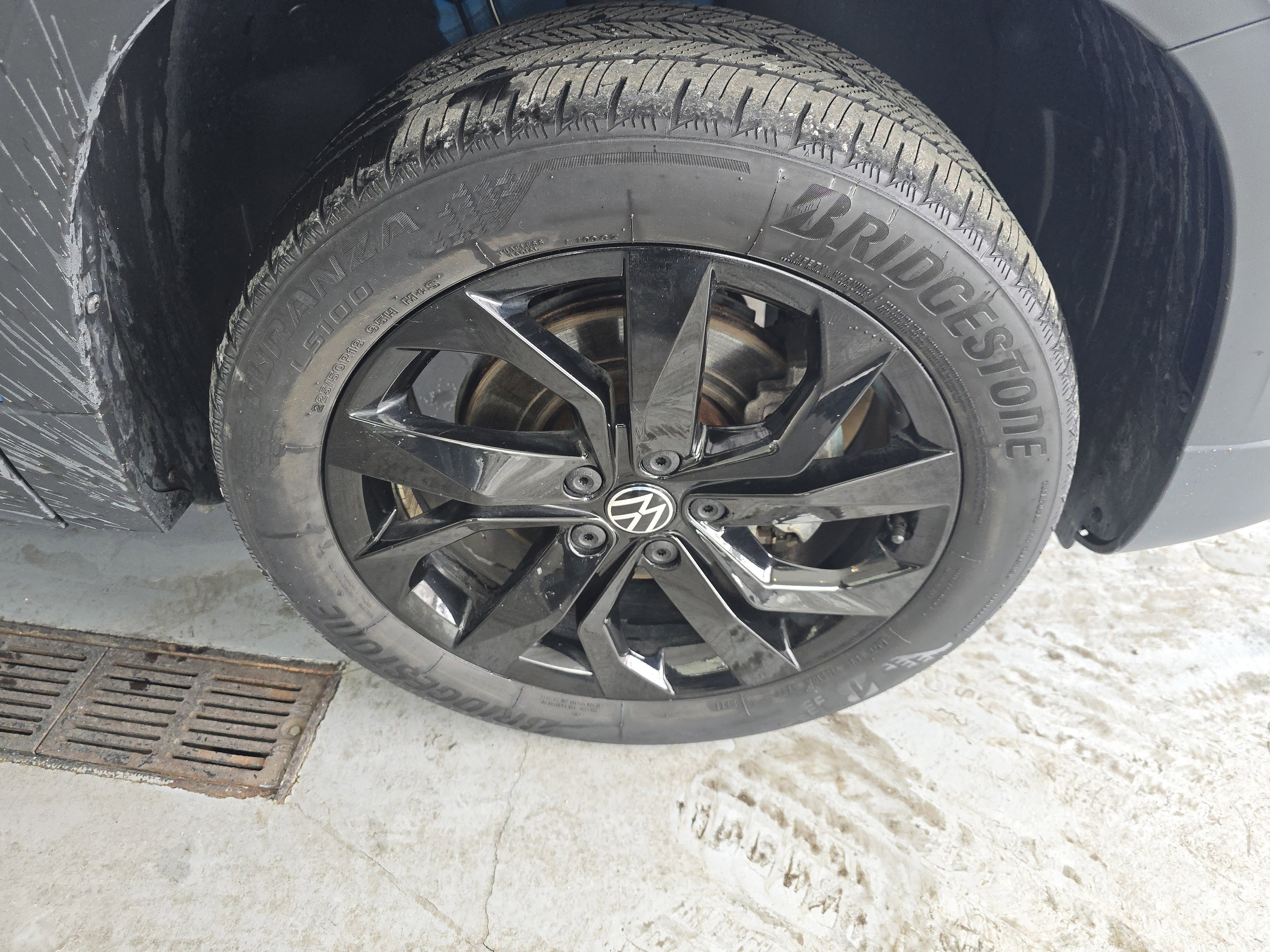 Used 2023 Volkswagen Taos SE image 12