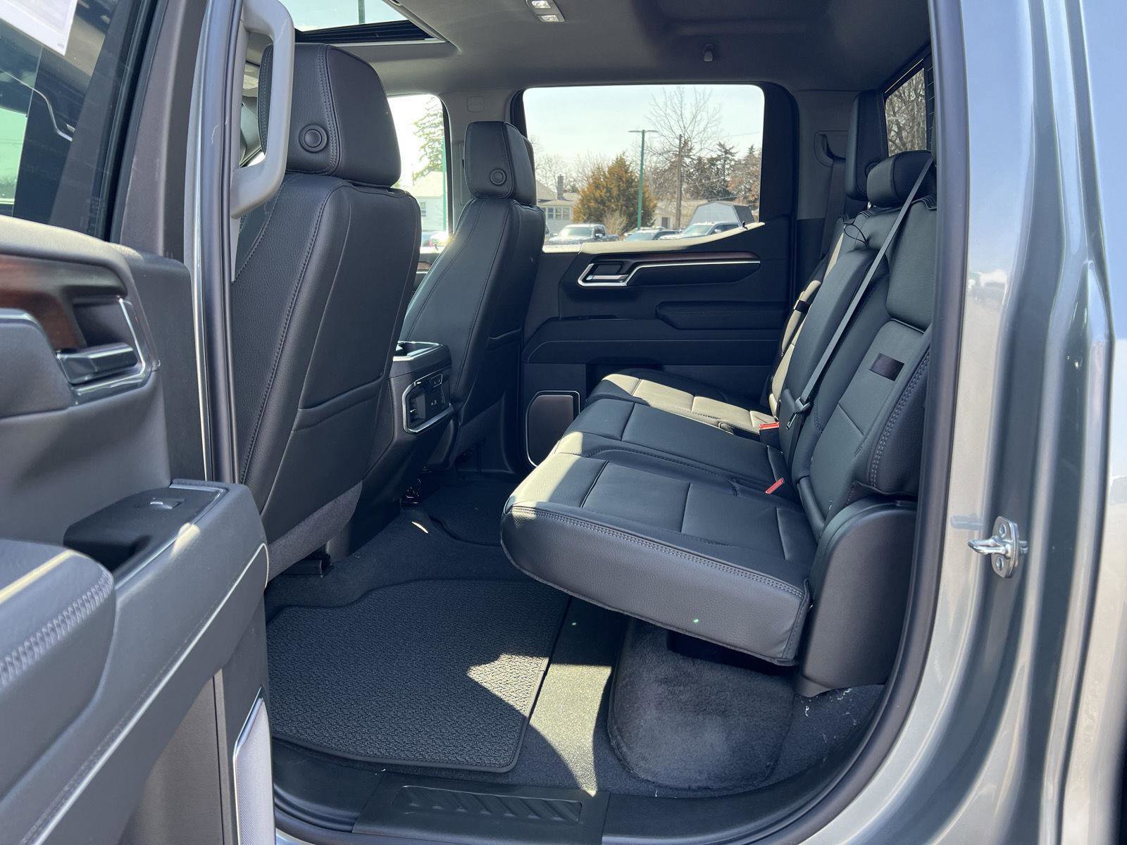 New 2026 GMC Sierra 1500 Denali w/ Denali Reserve Package image 42