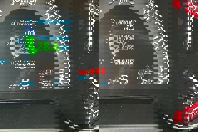 Certified 2025 Toyota RAV4 LE image 30