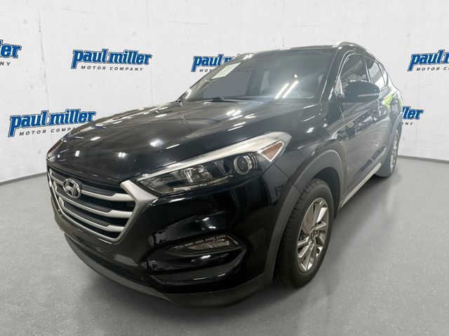 Used 2017 Hyundai Tucson SE Plus FWD image 1