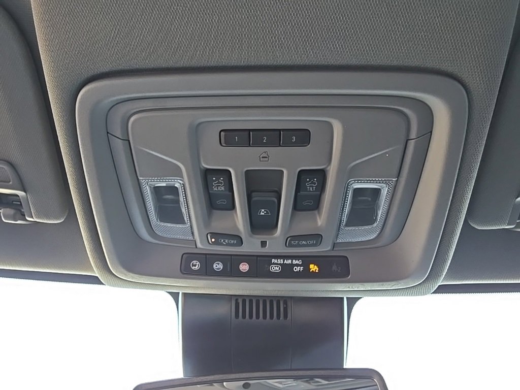 Used 2025 GMC Sierra 3500 Denali image 21