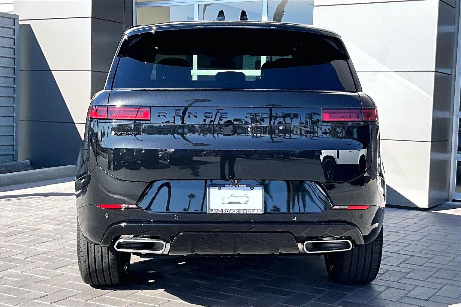 New 2026 Land Rover Range Rover Sport Dynamic SE AWD/4WD image 4