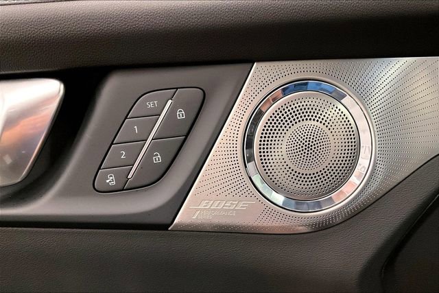 Used 2025 Buick Enclave Avenir w/ Trailering Package, 5000 lbs. image 38