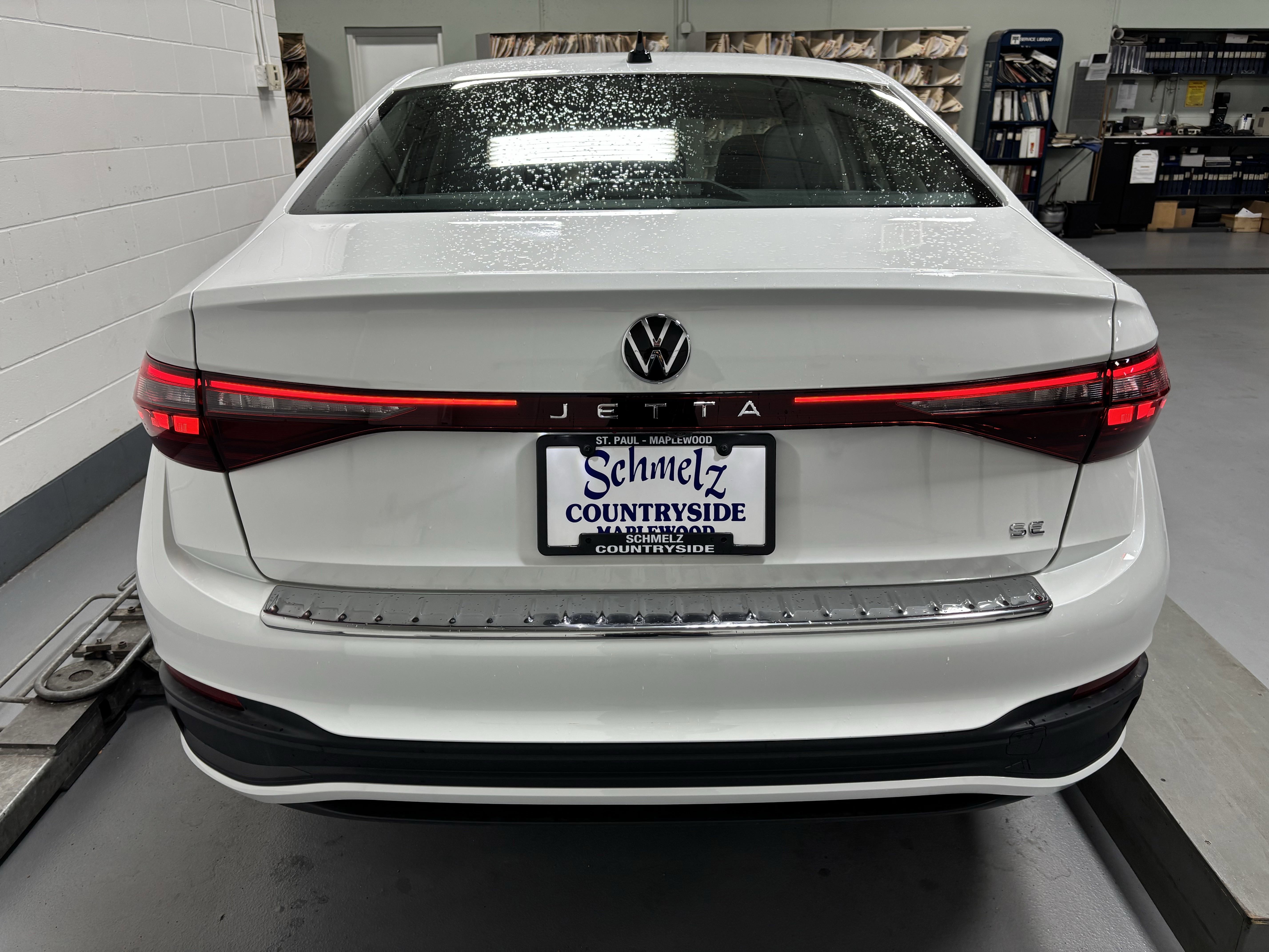 New 2025 Volkswagen Jetta SE image 25