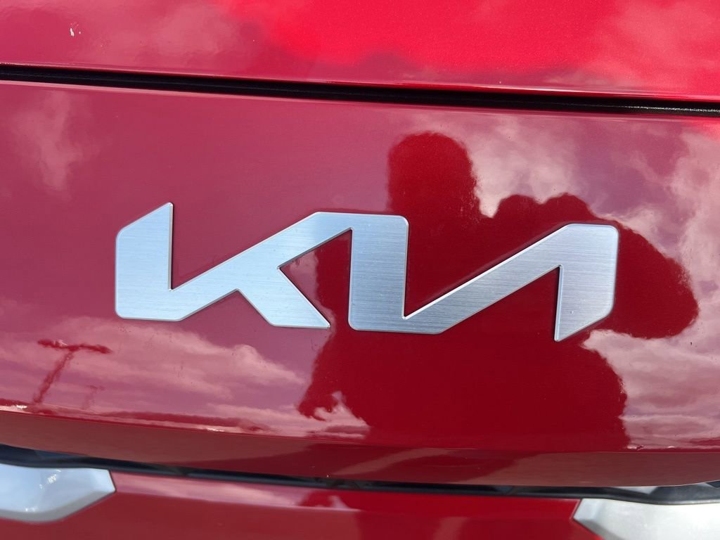 Certified 2023 Kia Forte LXS image 30