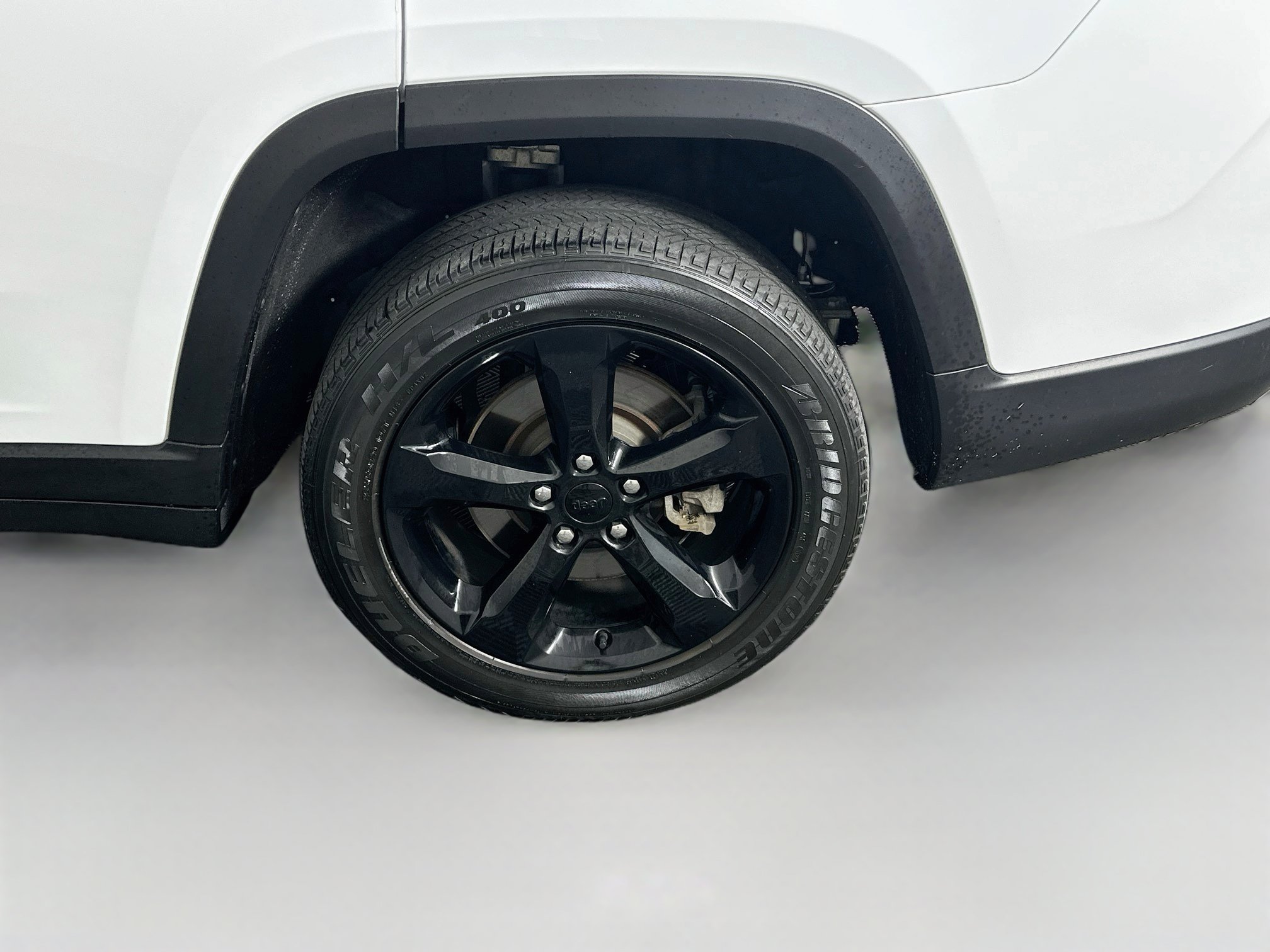 Used 2023 Jeep Grand Cherokee L Laredo AWD/4WD image 11