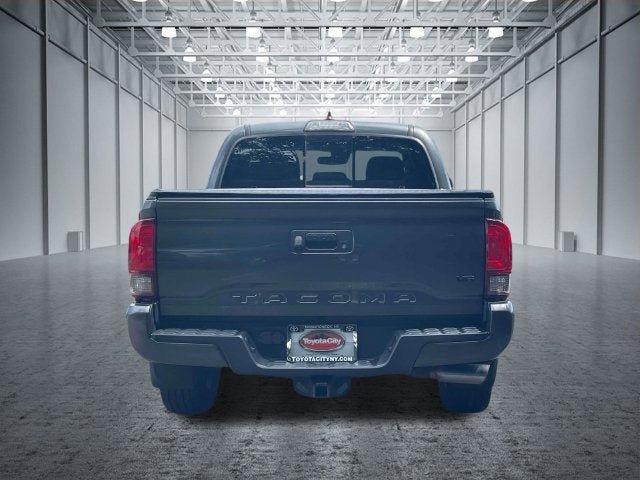 Used 2019 Toyota Tacoma TRD Sport AWD/4WD image 9