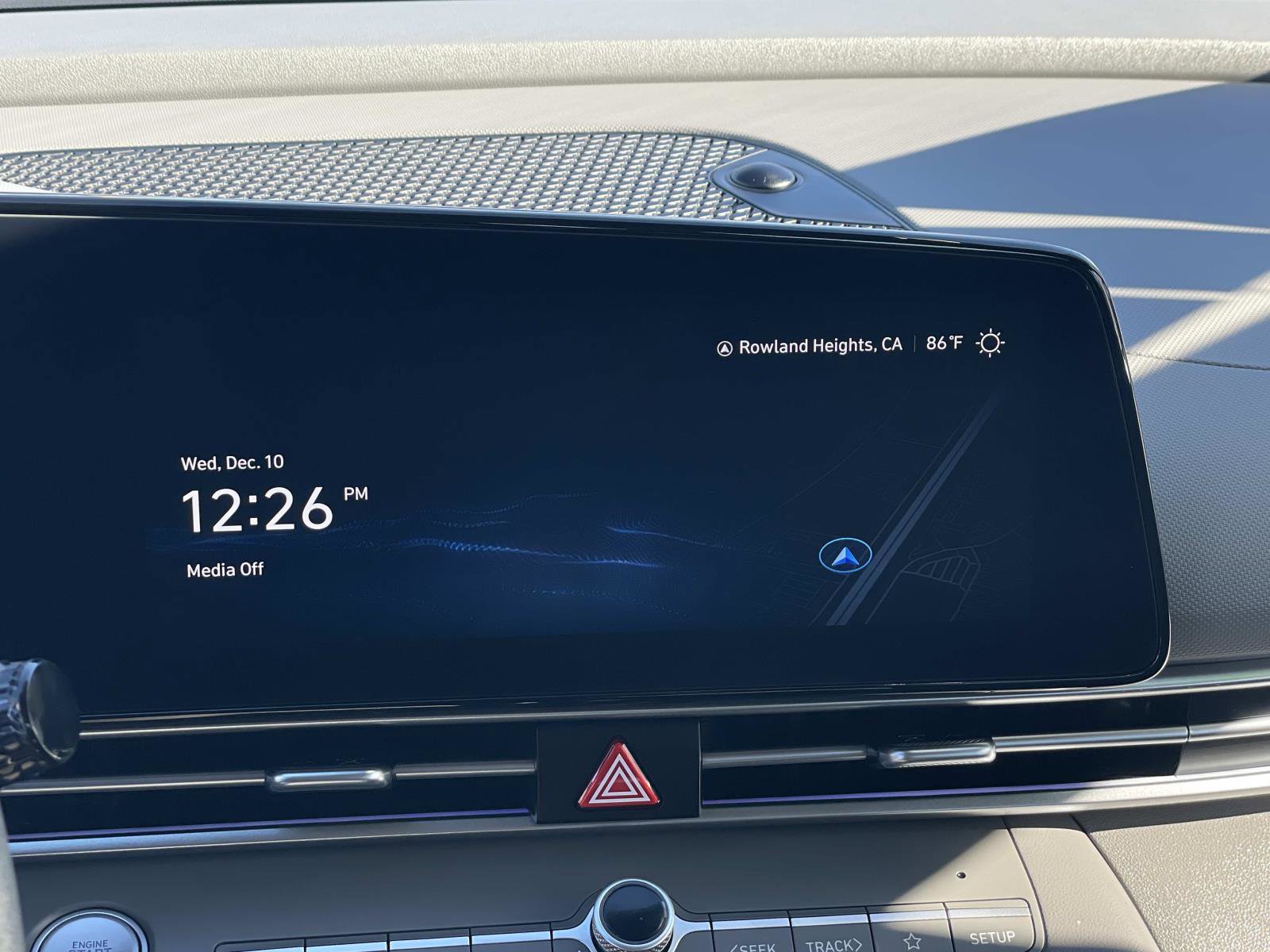 Certified 2024 Hyundai Elantra Blue image 10