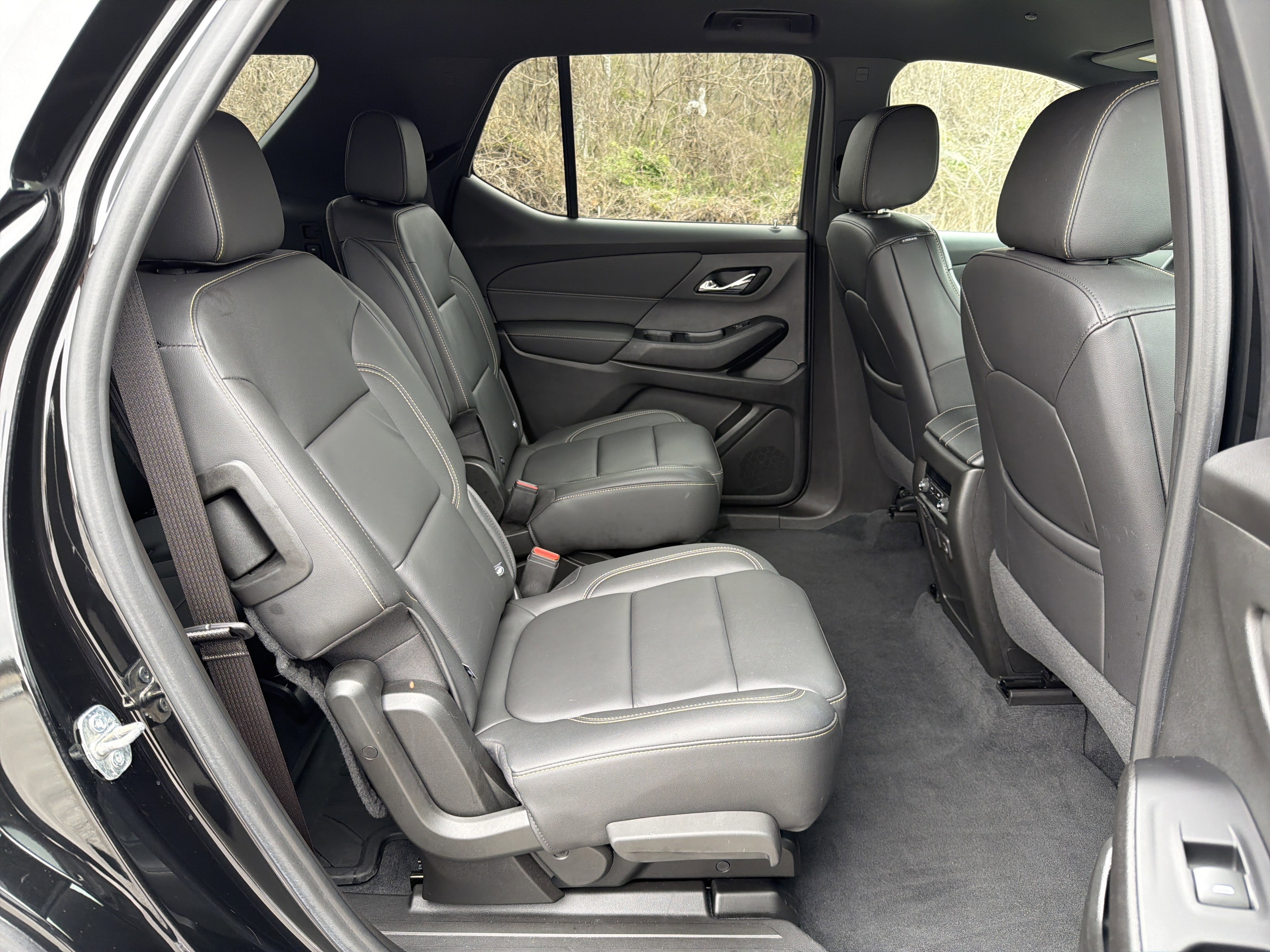 Used 2023 Chevrolet Traverse LT w/ LT Premium Package image 18