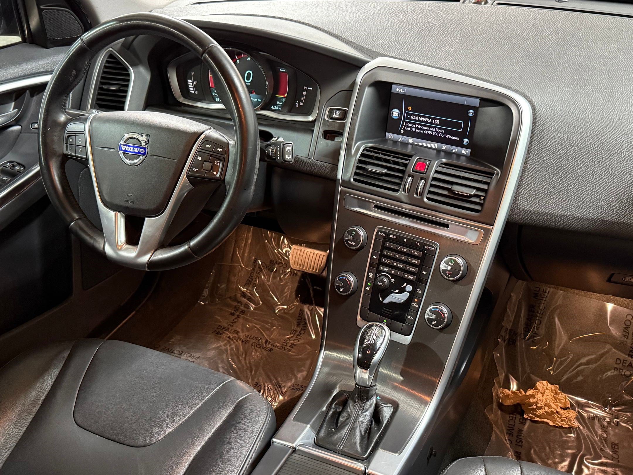 Used 2015 Volvo XC60 T5 Premier image 37