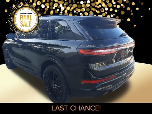 Used 2023 Lincoln Corsair Reserve w/ Jet Appearance Package image 5