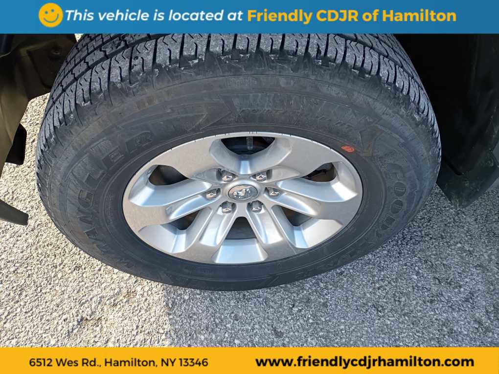 Used 2023 RAM 1500 Laramie image 9