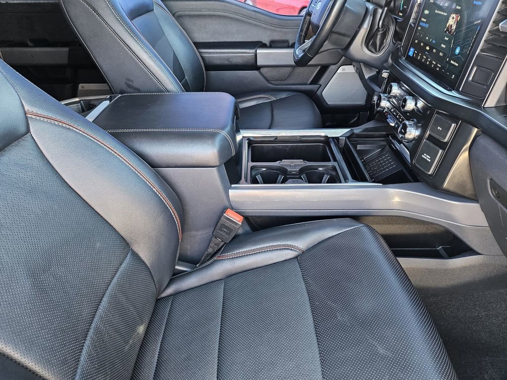 Used 2024 Ford F250 Lariat image 16