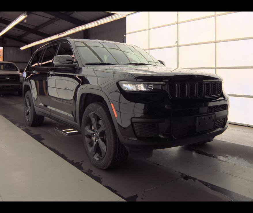 Used 2023 Jeep Grand Cherokee L Laredo