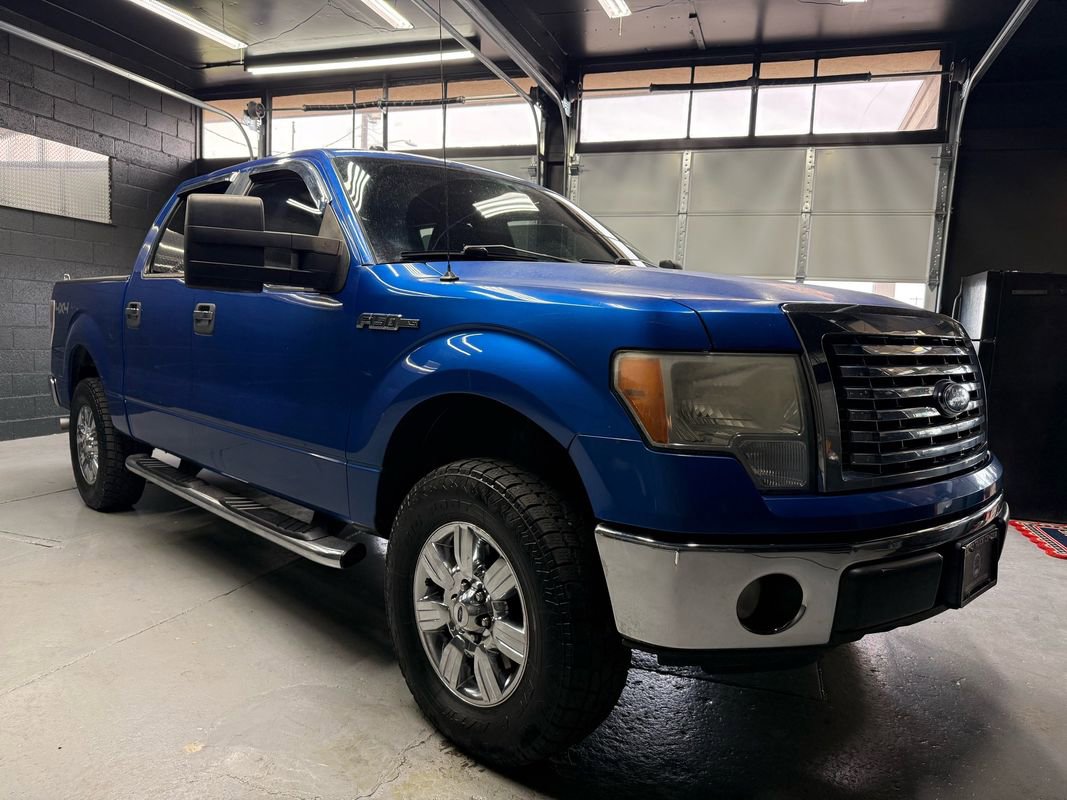 Used 2011 Ford F150 XLT w/ XLT Chrome Pkg AWD/4WD image 3