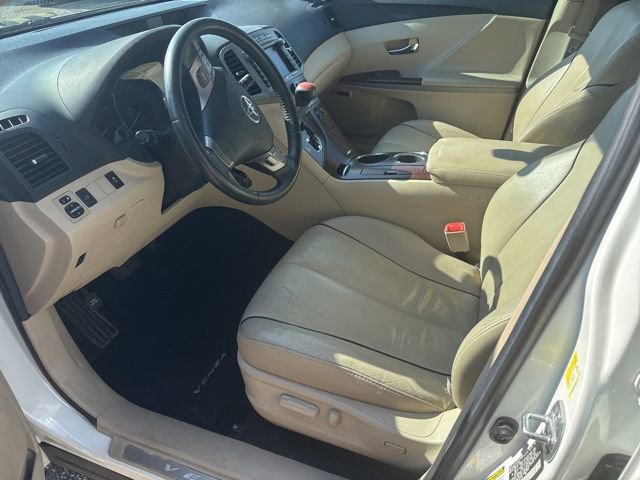 Used 2011 Toyota Venza AWD w/ Premium Pkg #2 image 9
