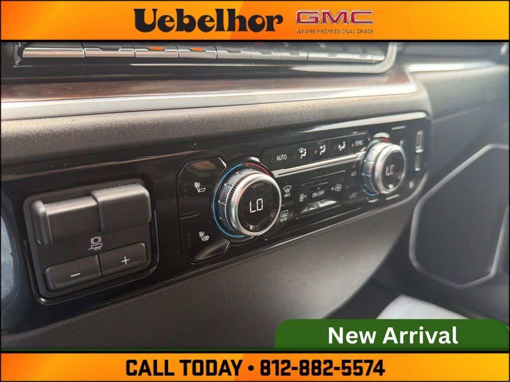 Used 2025 GMC Sierra 1500 SLT AWD/4WD image 28