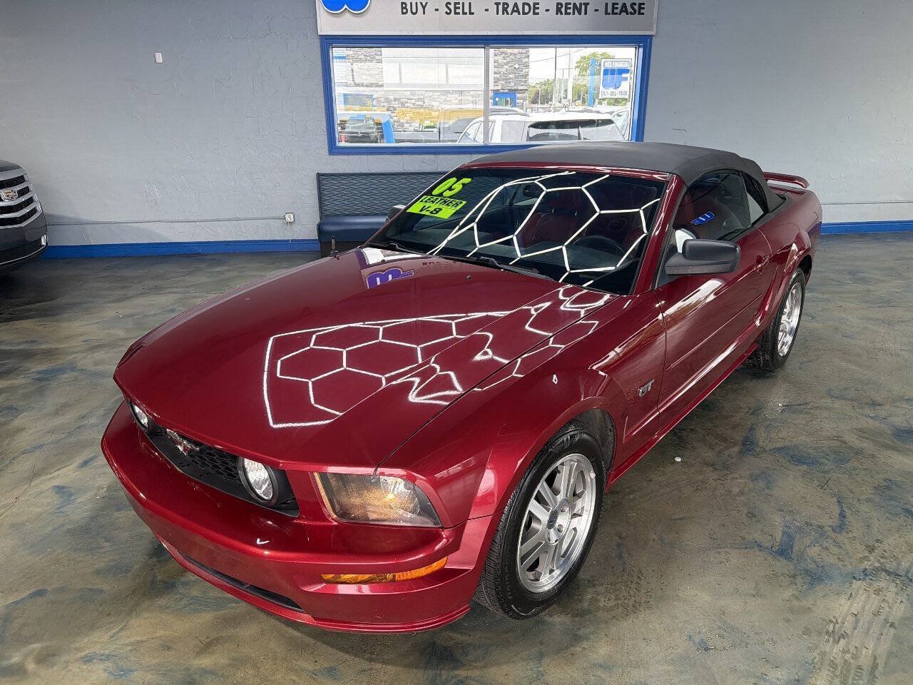 Used 2005 Ford Mustang GT Premium RWD image 5