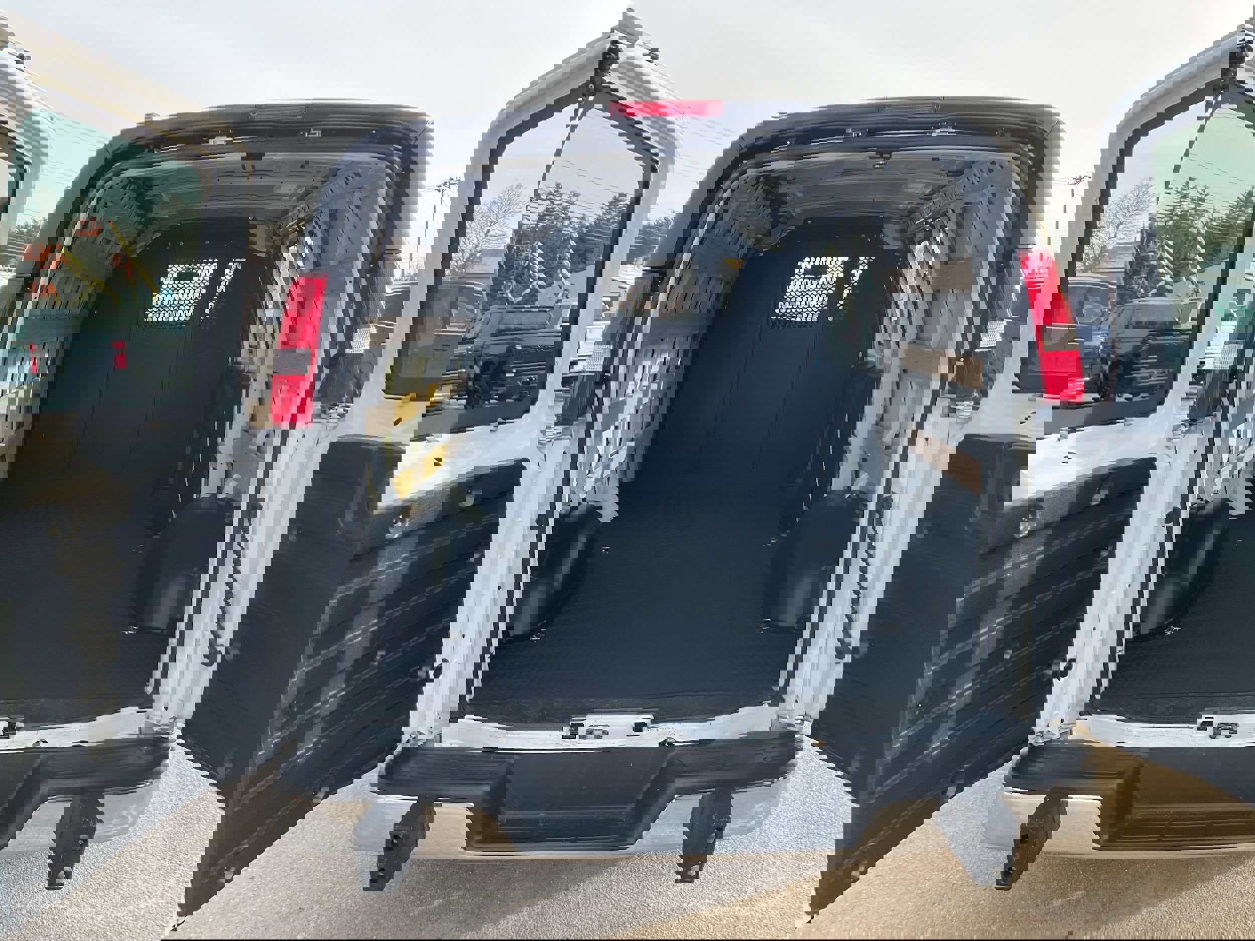 Certified 2024 Chevrolet Express 2500 w/ Driver Convenience Package image 6