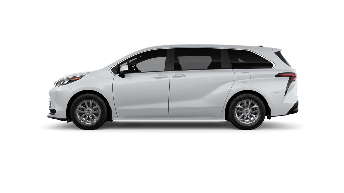New 2026 Toyota Sienna LE FWD image 6