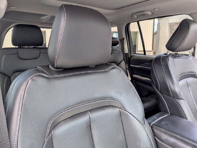 Used 2022 Jeep Grand Cherokee Limited AWD/4WD image 14
