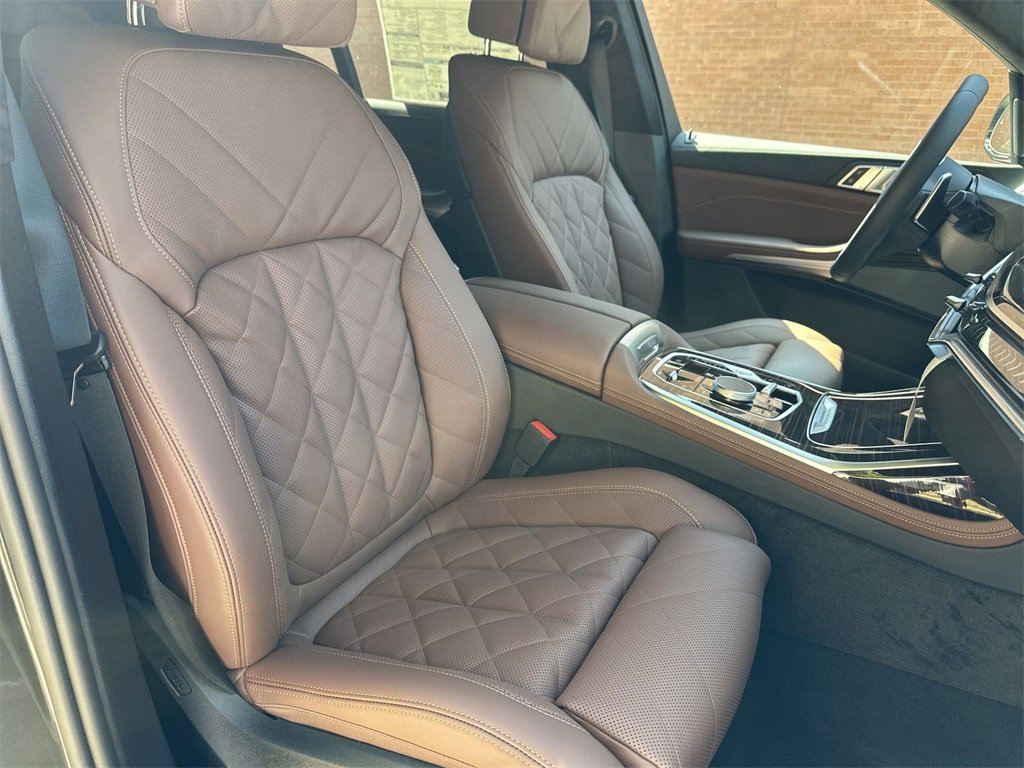 New 2026 BMW X7 xDrive40i w/ M Sport Package image 27