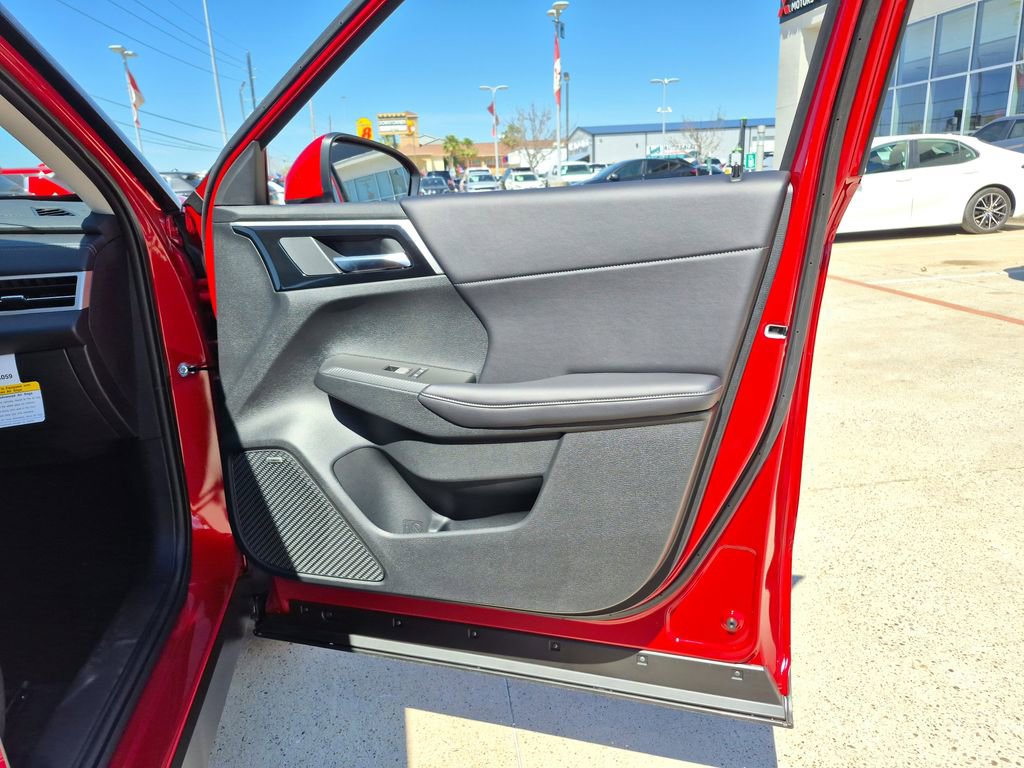 New 2026 Mitsubishi Outlander SE image 24