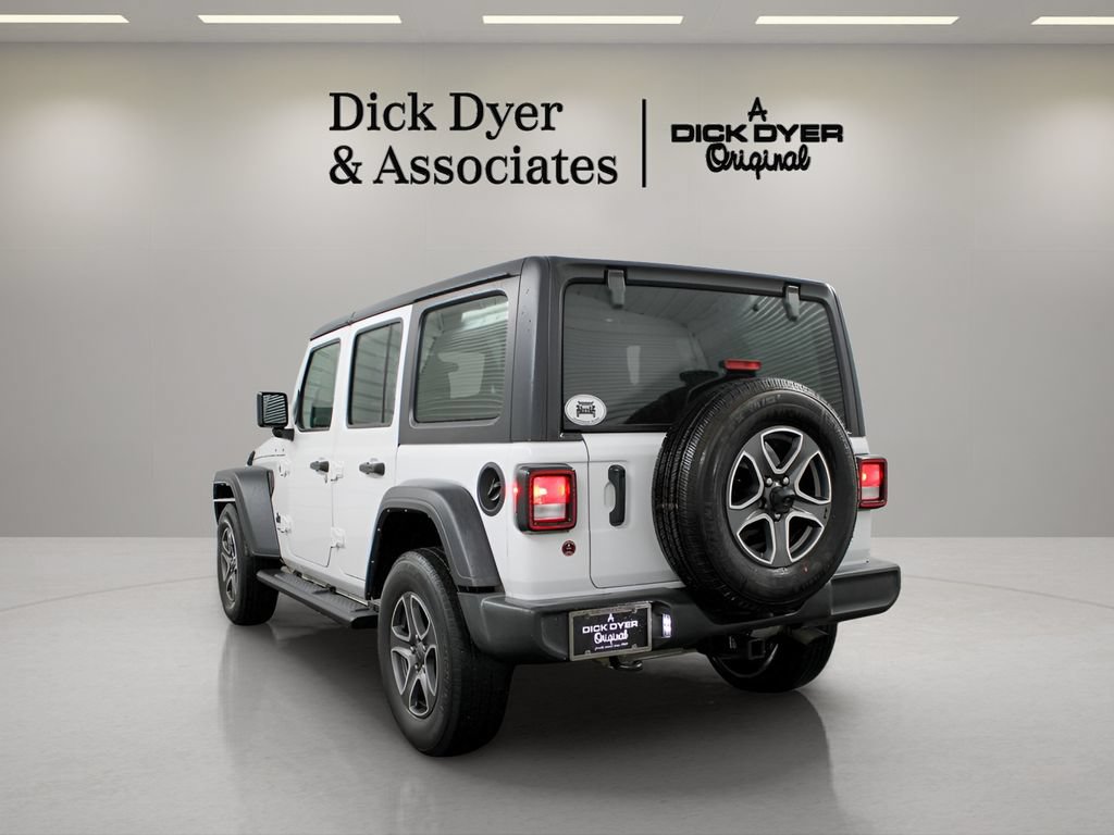 Used 2022 Jeep Wrangler Unlimited Sport AWD/4WD image 5