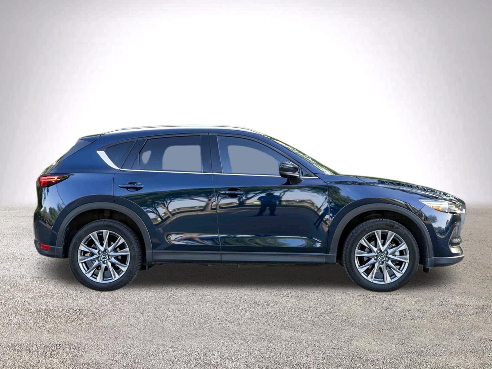 Used 2021 MAZDA CX-5 Signature image 10