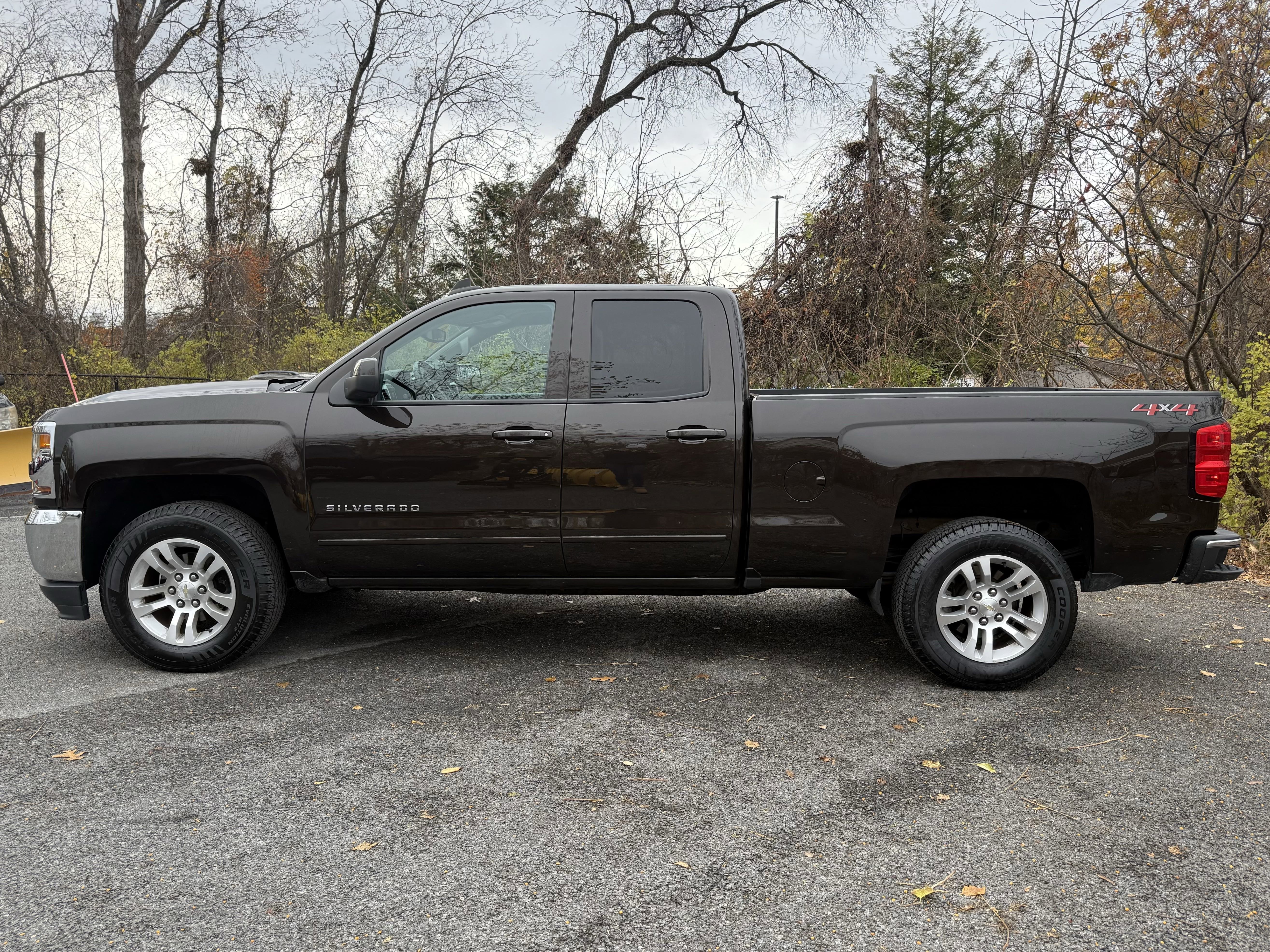 Used 2018 Chevrolet Silverado 1500 LT w/ All Star Edition image 7