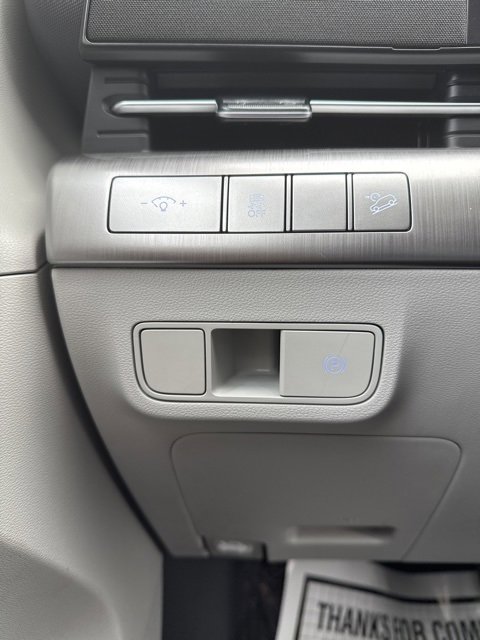 Used 2024 Hyundai Kona SEL image 19