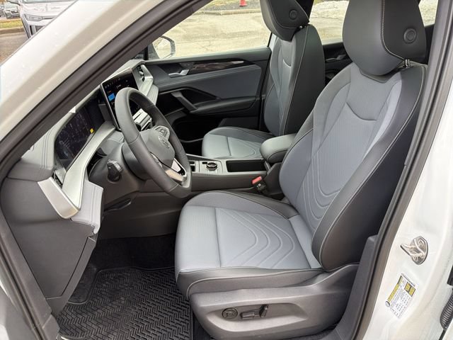 New 2026 Volkswagen Tiguan SE R-Line FWD image 12