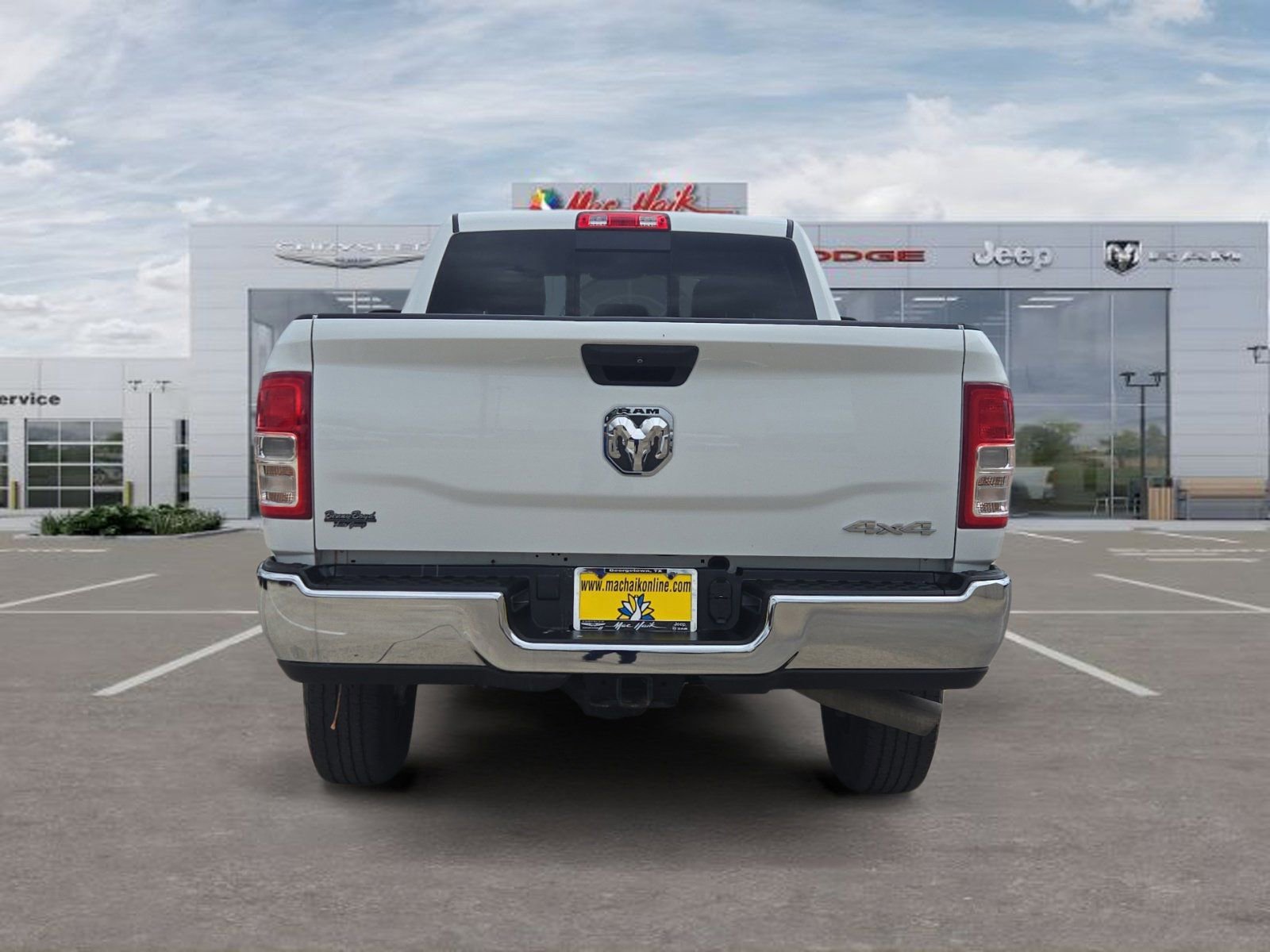 Used 2024 RAM 2500 Tradesman w/ Chrome Appearance Group image 4