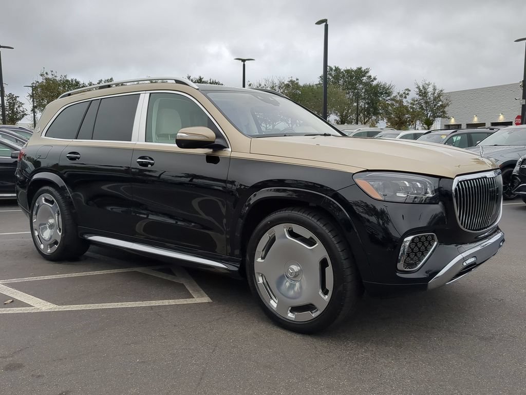 Used 2024 Mercedes-Benz Maybach GLS 600 4MATIC image 1