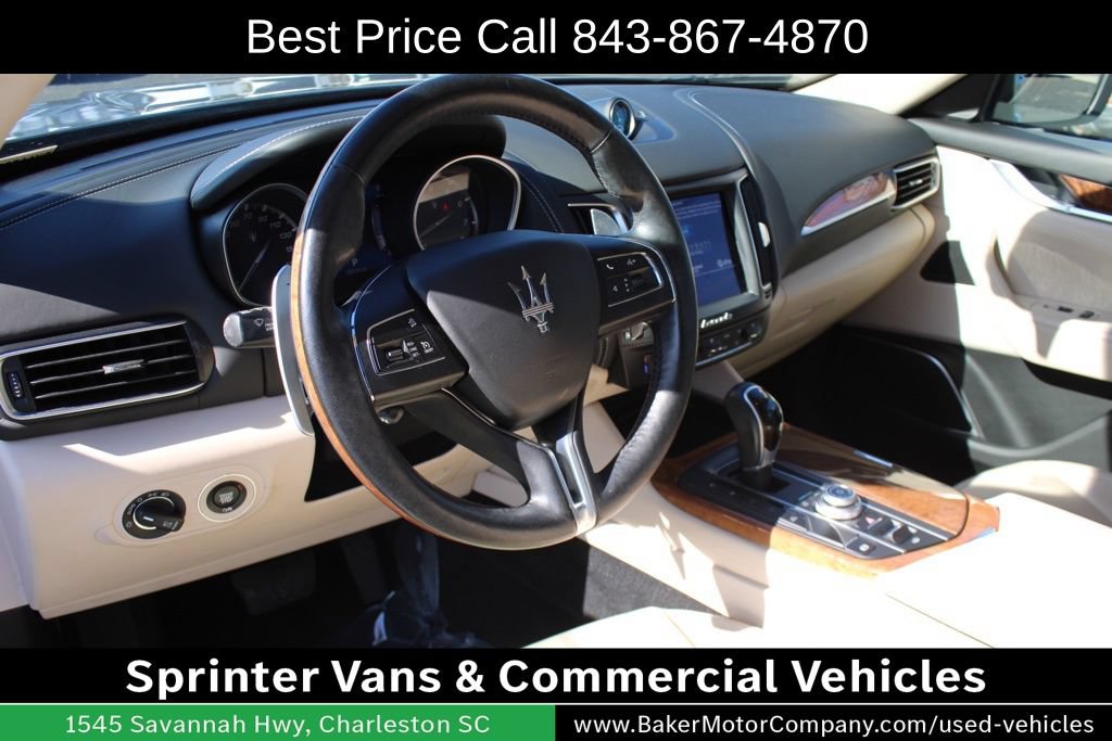 Used 2017 Maserati Levante S AWD/4WD image 3