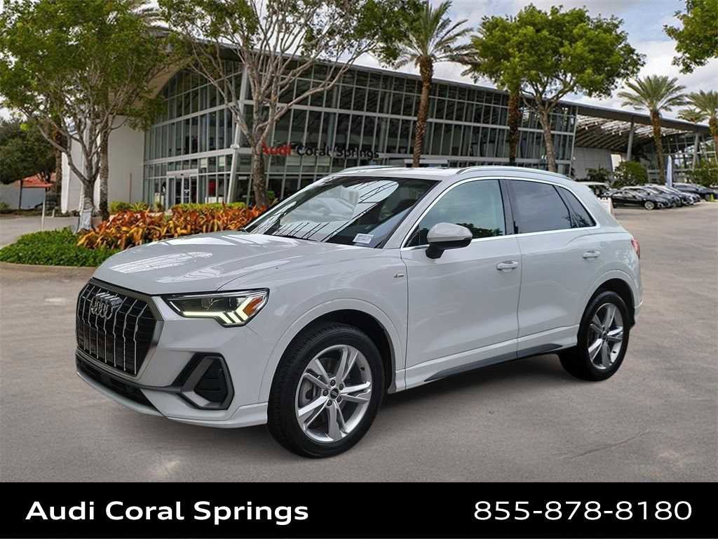 Certified 2023 Audi Q3 2.0T Premium w/ Convenience Package image 1