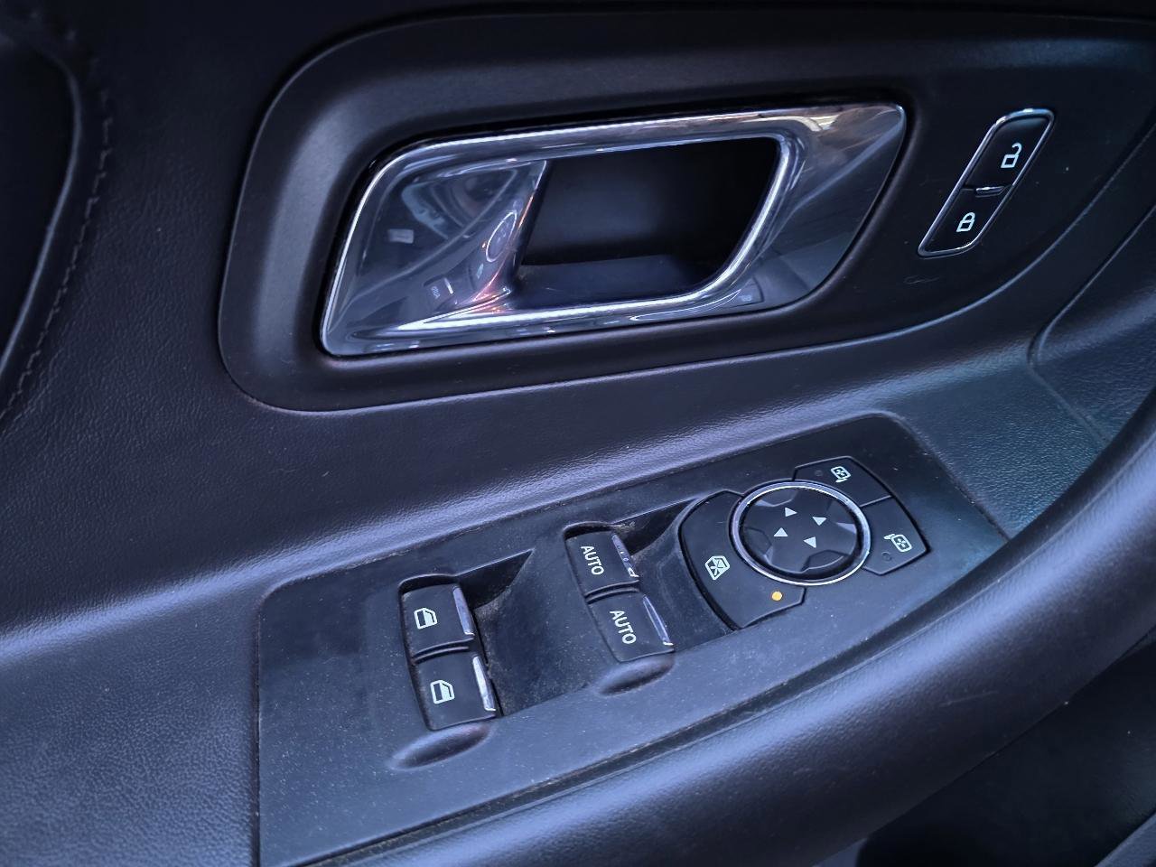 Used 2014 Ford Taurus SHO w/ Equipment Group 401A image 14