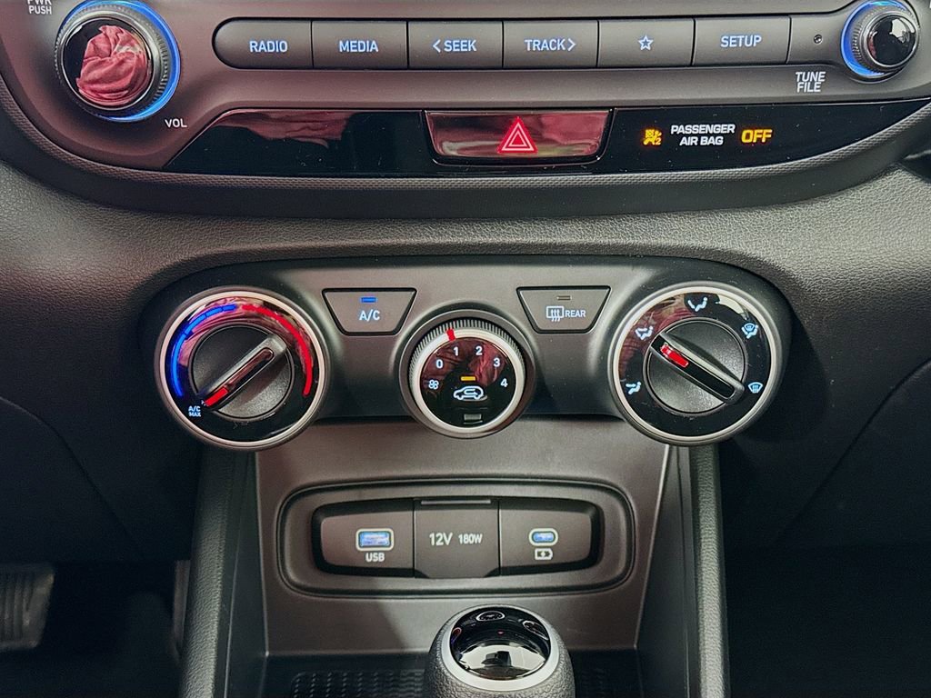 New 2026 Hyundai Venue SE image 14