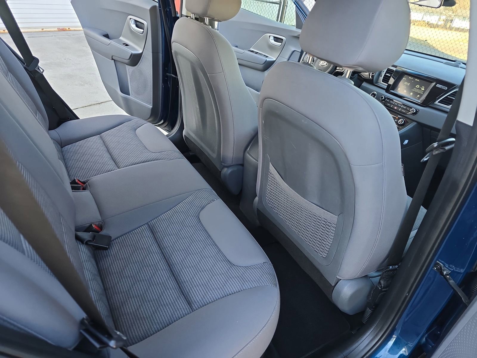 Used 2018 Kia Niro LX image 15