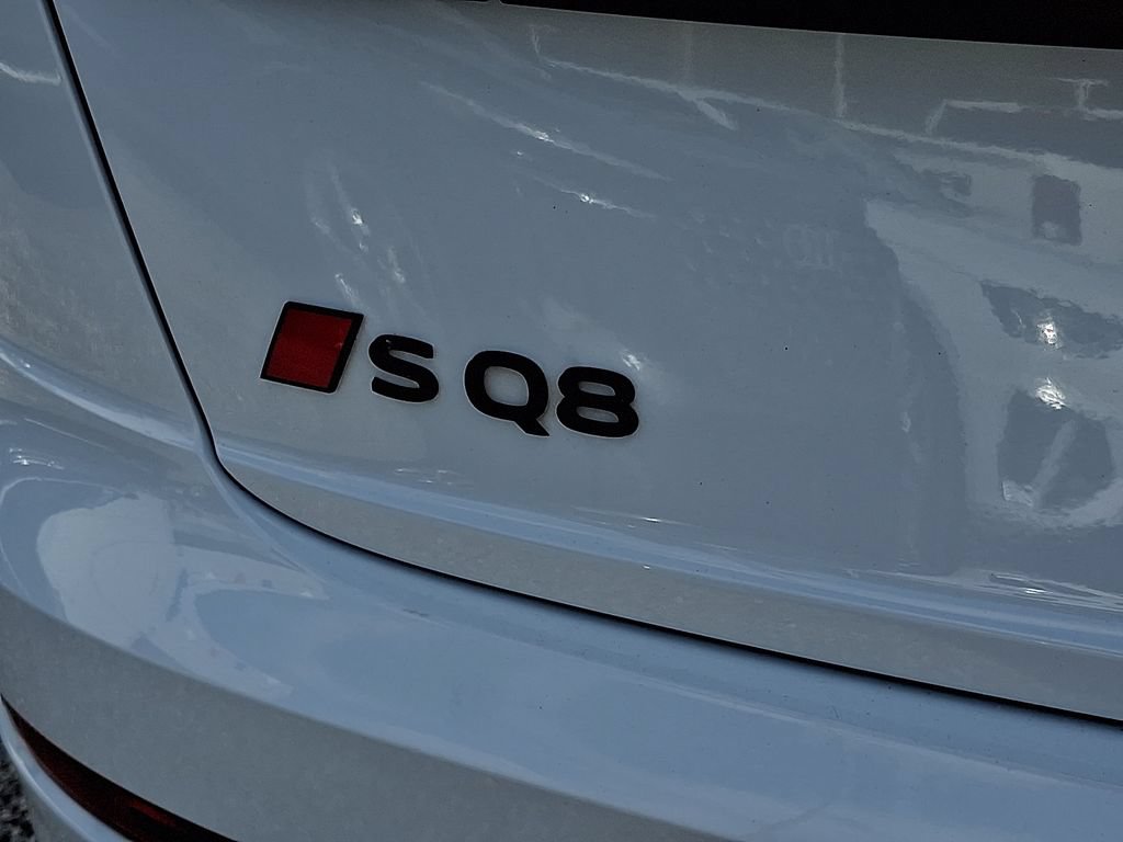 Used 2025 Audi SQ8 Premium Plus AWD/4WD image 31