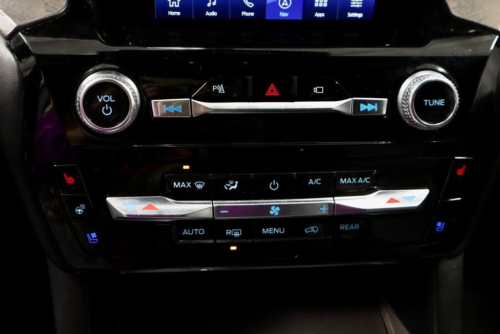 Certified 2022 Ford Explorer Platinum w/ Technology Package image 34