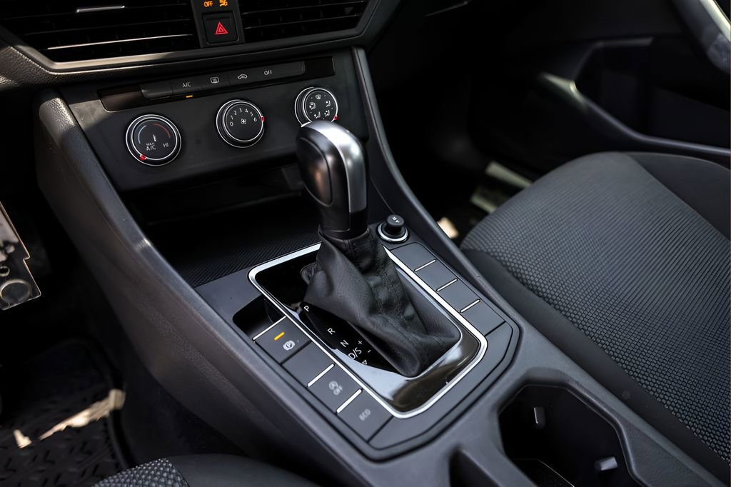 Used 2020 Volkswagen Jetta S w/ Driver Assistance Package FWD image 20