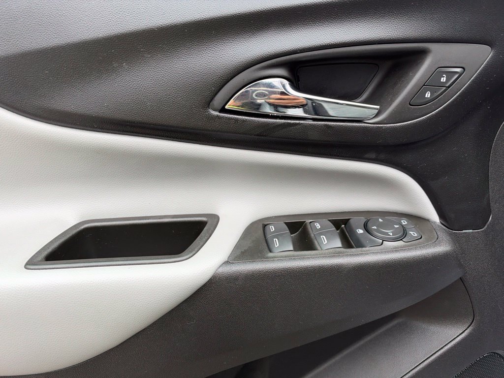Used 2024 Chevrolet Equinox LS w/ LS Convenience Package FWD image 13