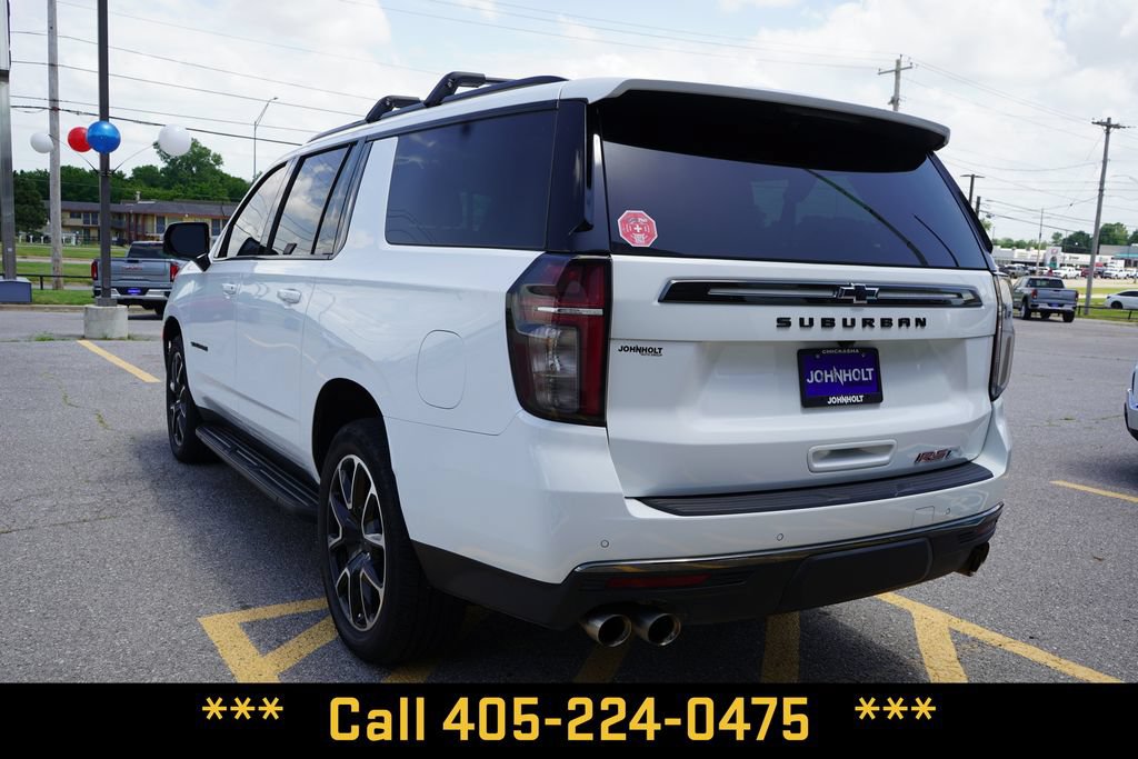 Used 2022 Chevrolet Suburban RST w/ Sport Performance Package AWD/4WD image 10