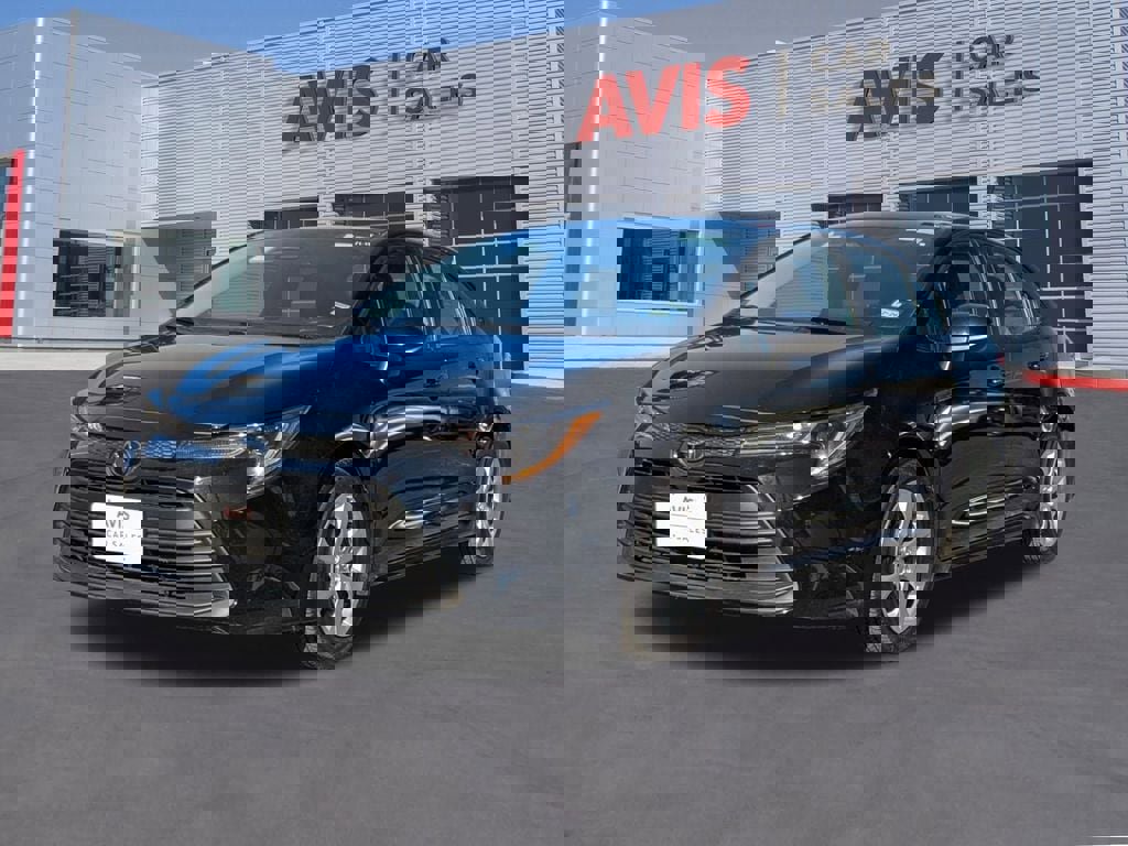 Used 2025 Toyota Corolla LE