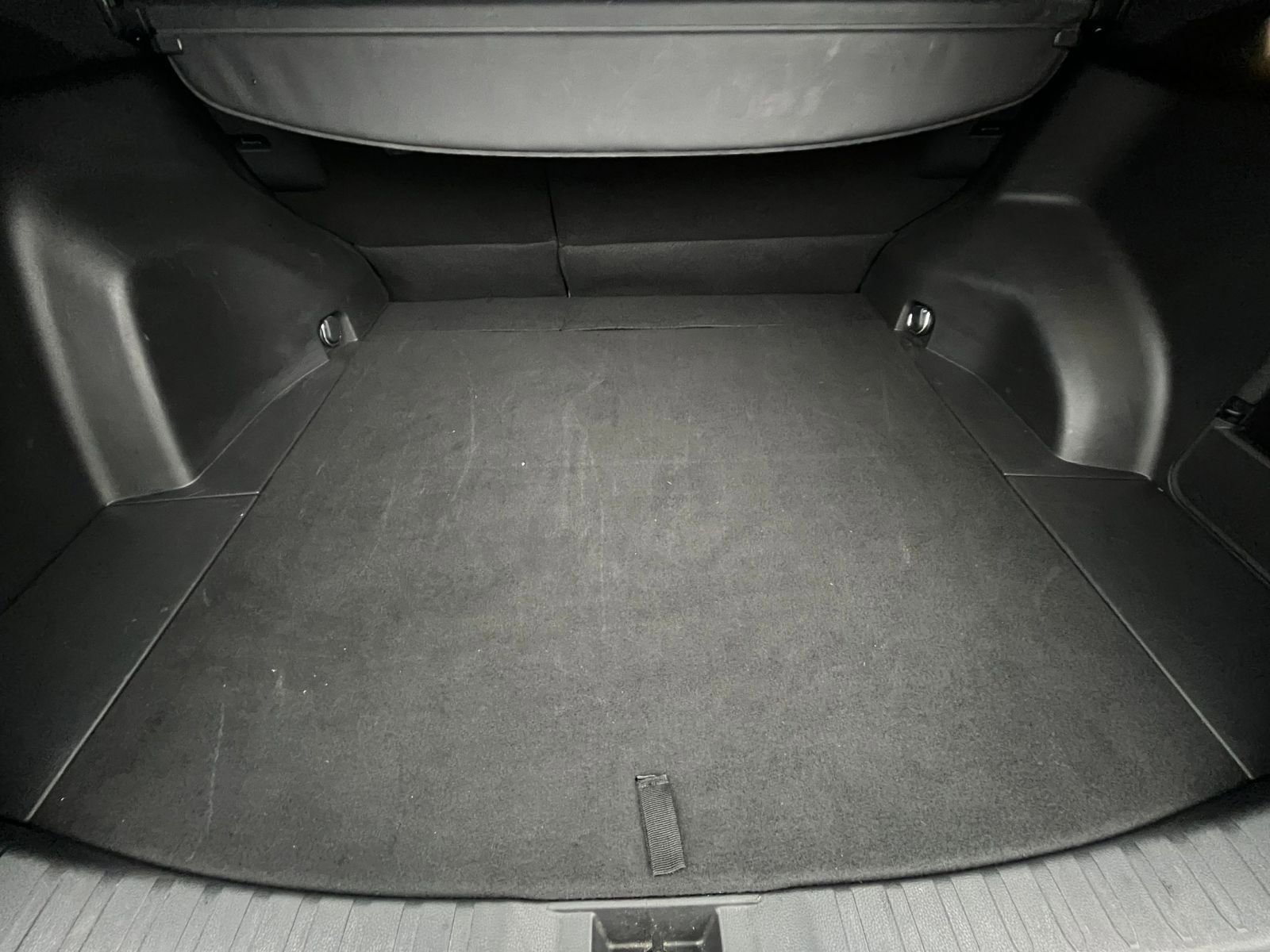 Used 2025 Toyota RAV4 XLE image 31